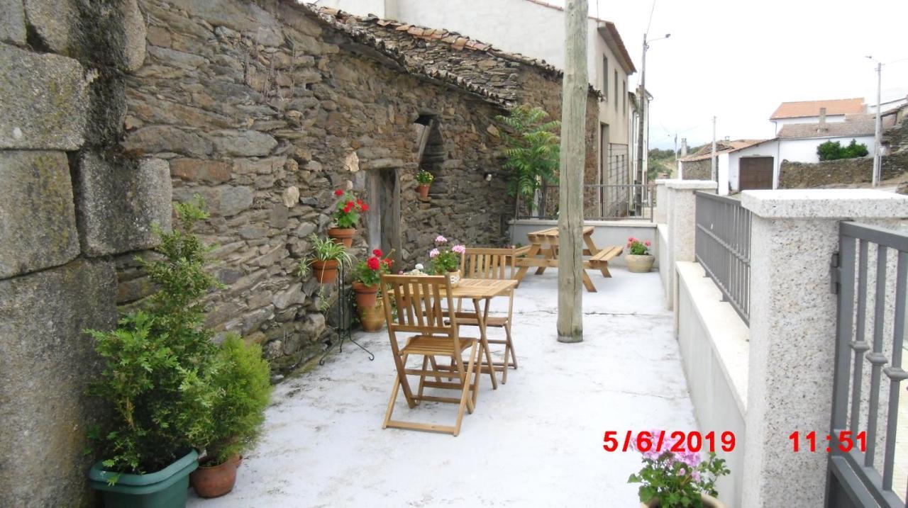 Casa Do Regedor Guest House Palacoulo Luaran gambar